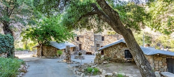 Rancho Oso RV & Camping Resort