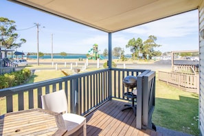 Waterfront One Bedroom Cabin	 | Terrace/patio - South Coast Retreat (Greenwell Point)