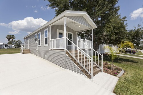 Clerbrook Golf & RV Resort - Caravan Park