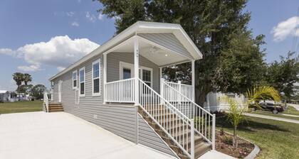 Clerbrook Golf & RV Resort - Caravan Park