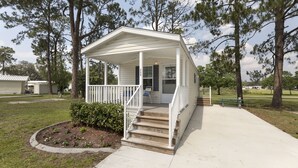 Exterior - Clerbrook Golf & RV Resort - Caravan Park (Clermont)