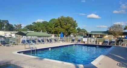 Harbor Lakes RV Resort