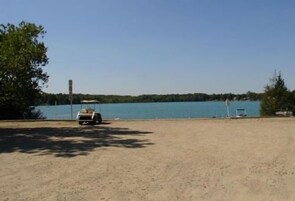 Paseos en botes a motor, bote de remos, pesca