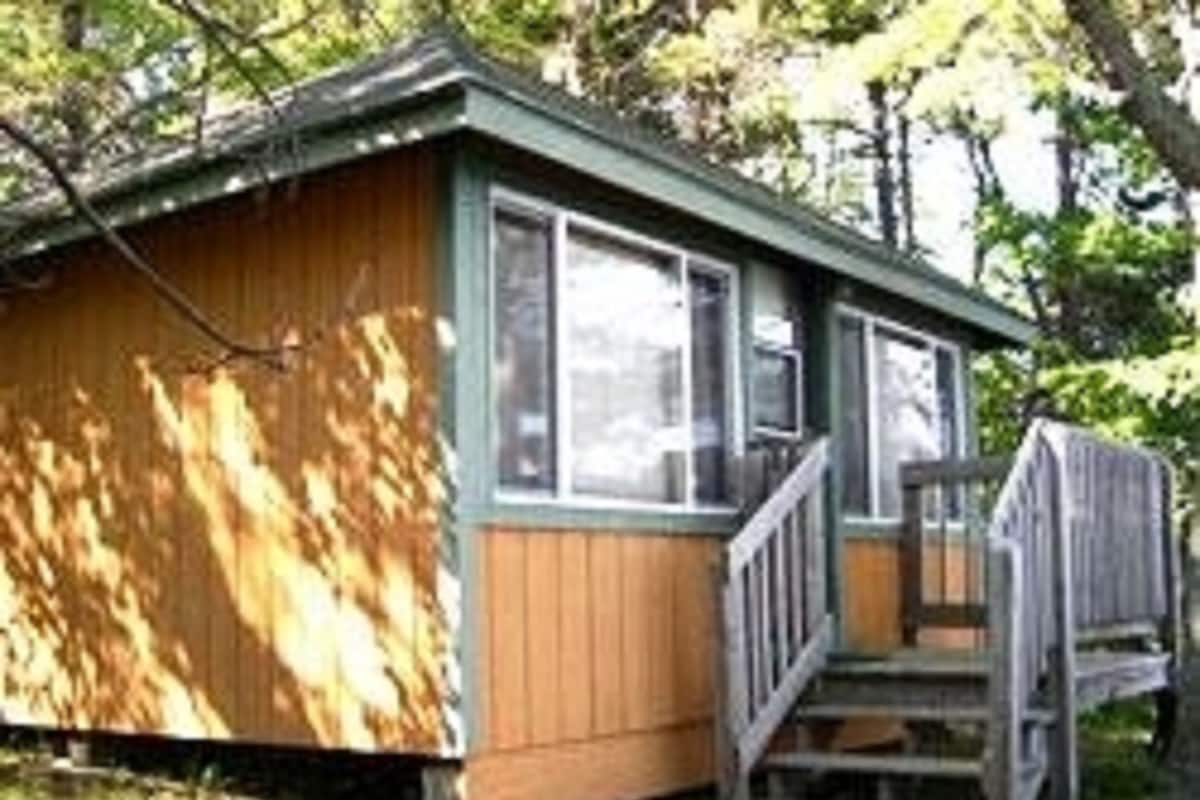 Cottage, 1 slaapkamer, niet-roken, uitzicht op meer (No Pets, Linens not Available)