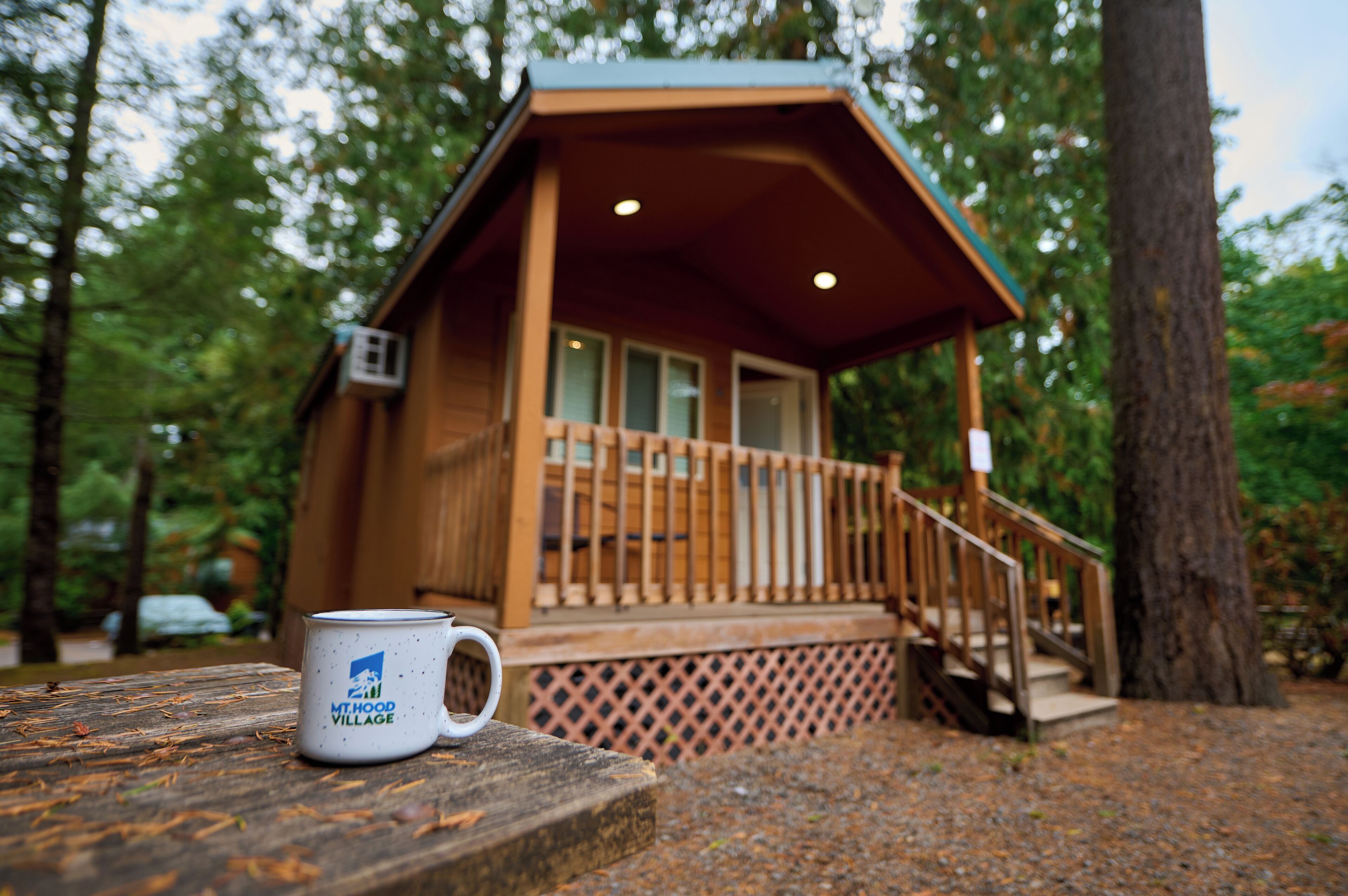 Cabaña Deluxe (No Pets, Linens Included) | Terraza o patio