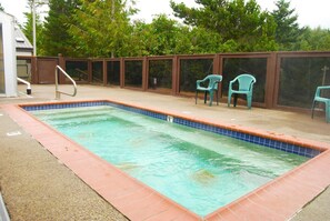 Pool - Pacific City RV & Camping Resort (Cloverdale)