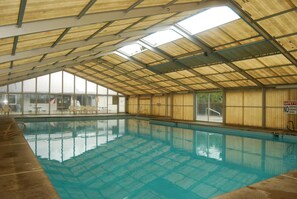 Pool - Pacific City RV & Camping Resort (Cloverdale)