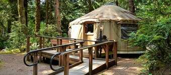 South Jetty RV & Camping Resort