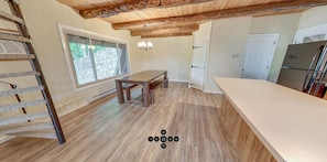Cabin, 3 Bedrooms, Non Smoking, Kitchen (Linens Not Provided, 2 floors)