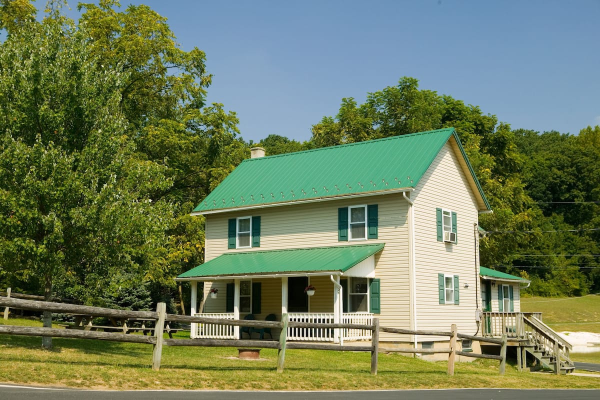 Cabin, 4 Bedrooms, Non Smoking, Kitchen (Linens Not Provided) | 1 bedroom