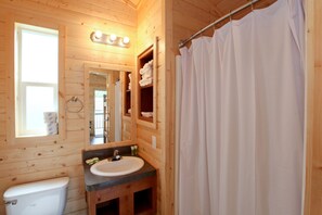 淋浴设施、毛巾