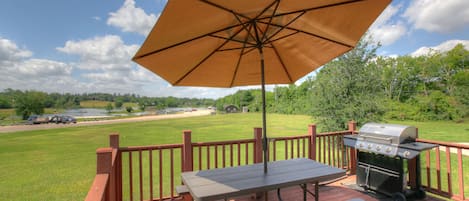 Cottage, Multiple Beds, Non Smoking, Kitchen (Linens Included, No Pets Allowed ) | Terrace/patio