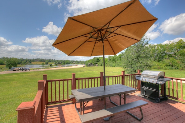 Cottage, Multiple Beds, Non Smoking, Kitchen (Linens Included, No Pets Allowed ) | Terrace/patio