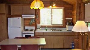 茶具/咖啡用具、冰箱、微波炉、炉灶