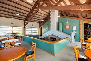 Interior - La Conner RV & Camping Resort (La Conner)