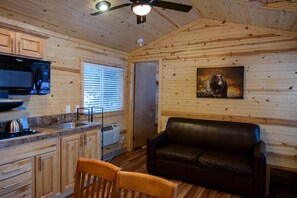 TV - Leavenworth RV Campground (Leavenworth)