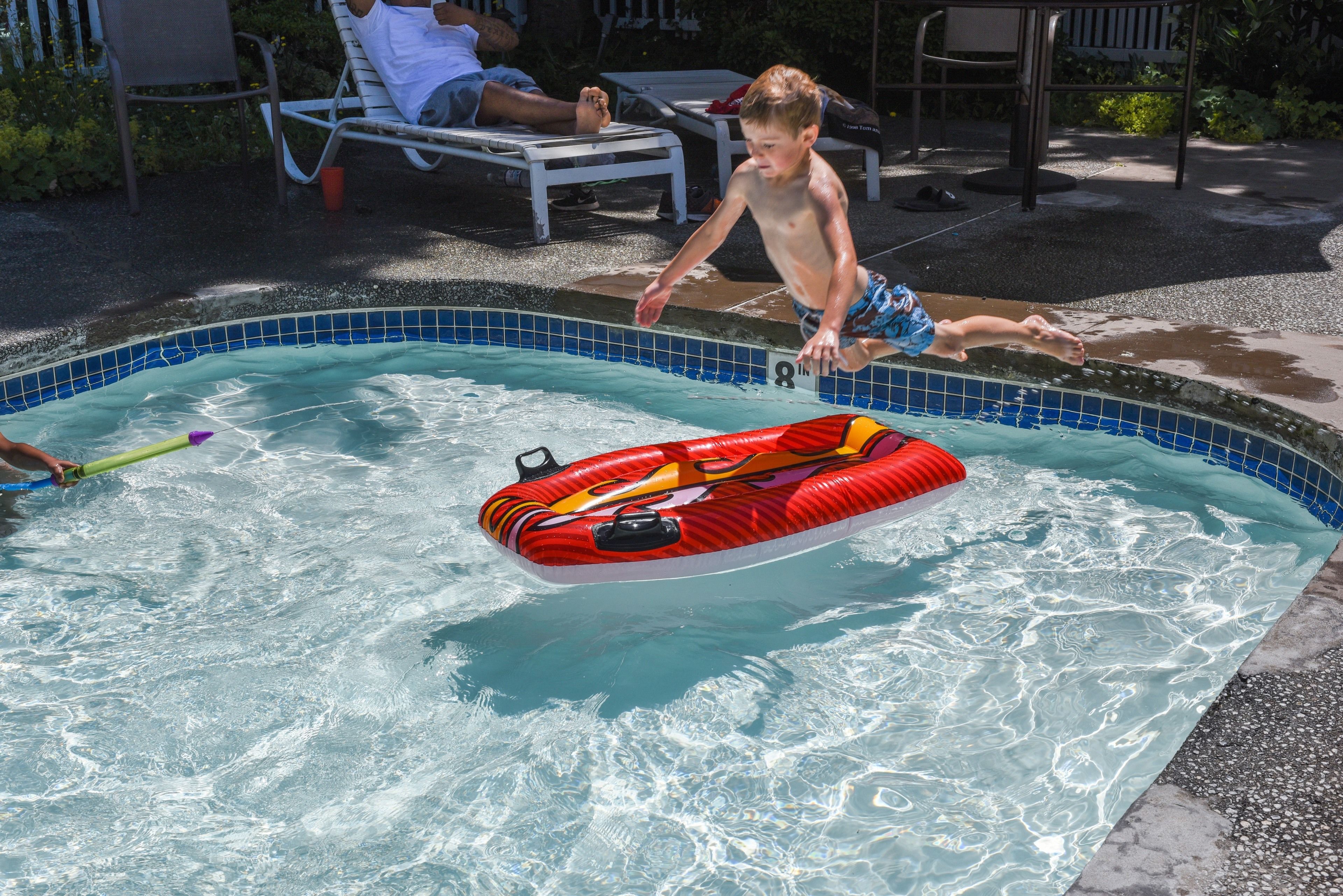 3 outdoor pools
