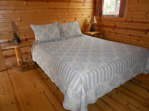 Room - Neshonoc Lakeside Camping Resort (West Salem)