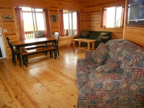 Room - Neshonoc Lakeside Camping Resort (West Salem)