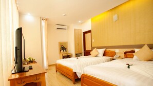 Deluxe Twin Room, Balcony | Minibar, in-room safe, blackout drapes, WiFi (free) - Galaxy 3 Hotel (Nha Trang)