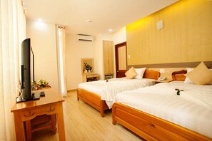 Deluxe Twin Room, Balcony - Galaxy 3 Hotel (Nha Trang)