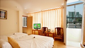 Deluxe Twin Room, Balcony | Minibar, in-room safe, blackout drapes, WiFi (free) - Galaxy 3 Hotel (Nha Trang)
