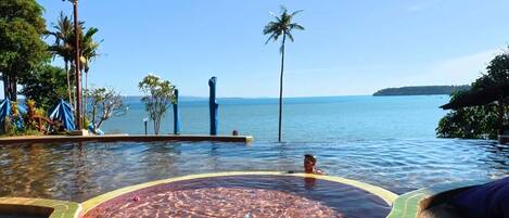 Outdoor pool, pool loungers