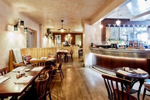 Dining - The Abergavenny Hotel (Abergavenny)