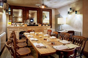 Dining - The Abergavenny Hotel (Abergavenny)