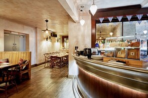 Dining - The Abergavenny Hotel (Abergavenny)