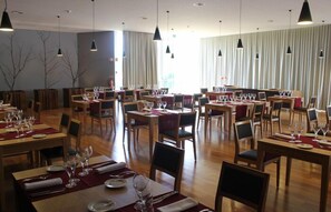 Se sirven desayunos, almuerzos y cenas