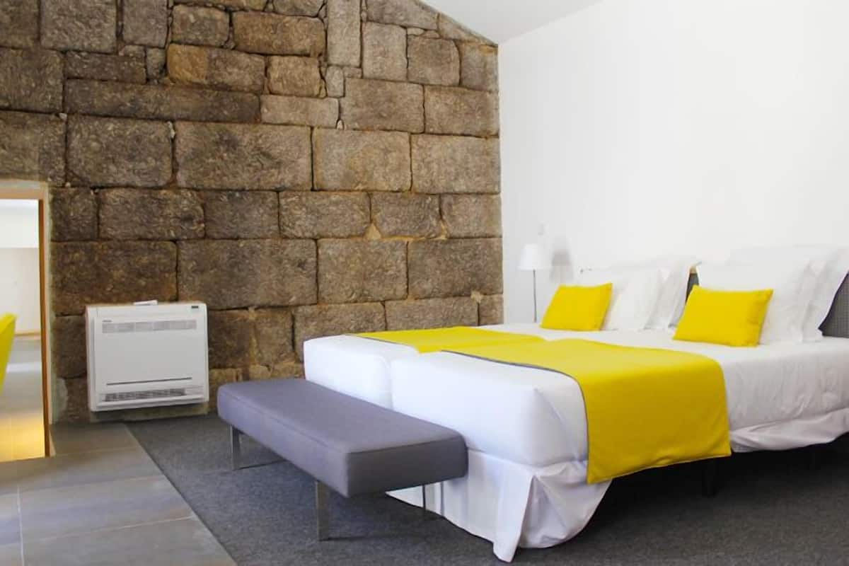 House, 2 Bedrooms