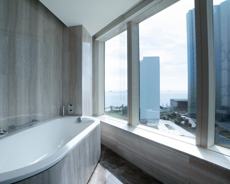 Hyatt Regency Istanbul Atakoy - Image 21