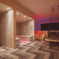 Private spa tub