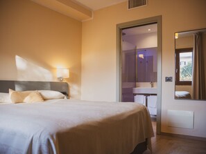 Wellness Standard | Premium bedding, minibar, in-room safe, individually decorated