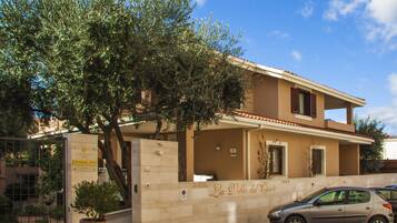 Ingresso della struttura