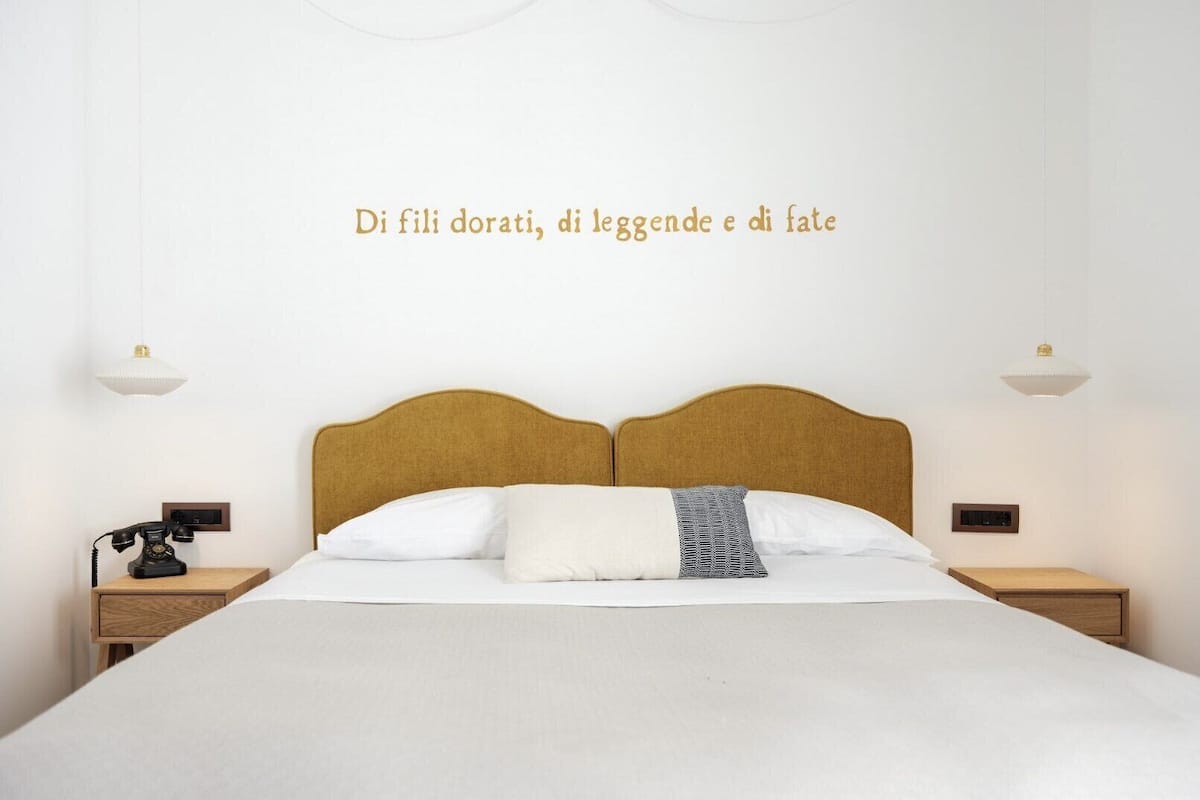 Sardart Standard | Premium bedding, minibar, in-room safe, individually decorated