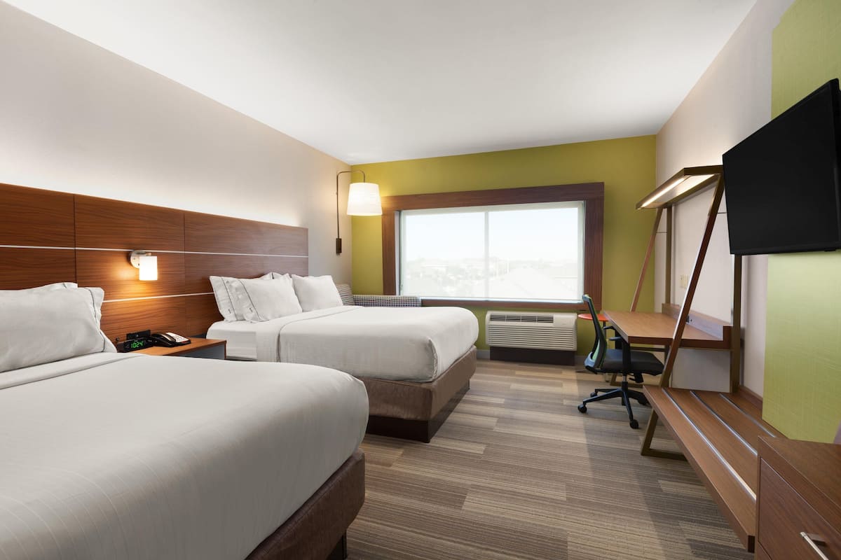 In-room safe, desk, iron/ironing board, free cots/infant beds