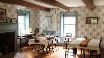 Free daily full breakfast