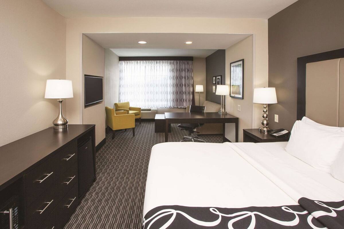 Premium bedding, desk, blackout curtains, iron/ironing board