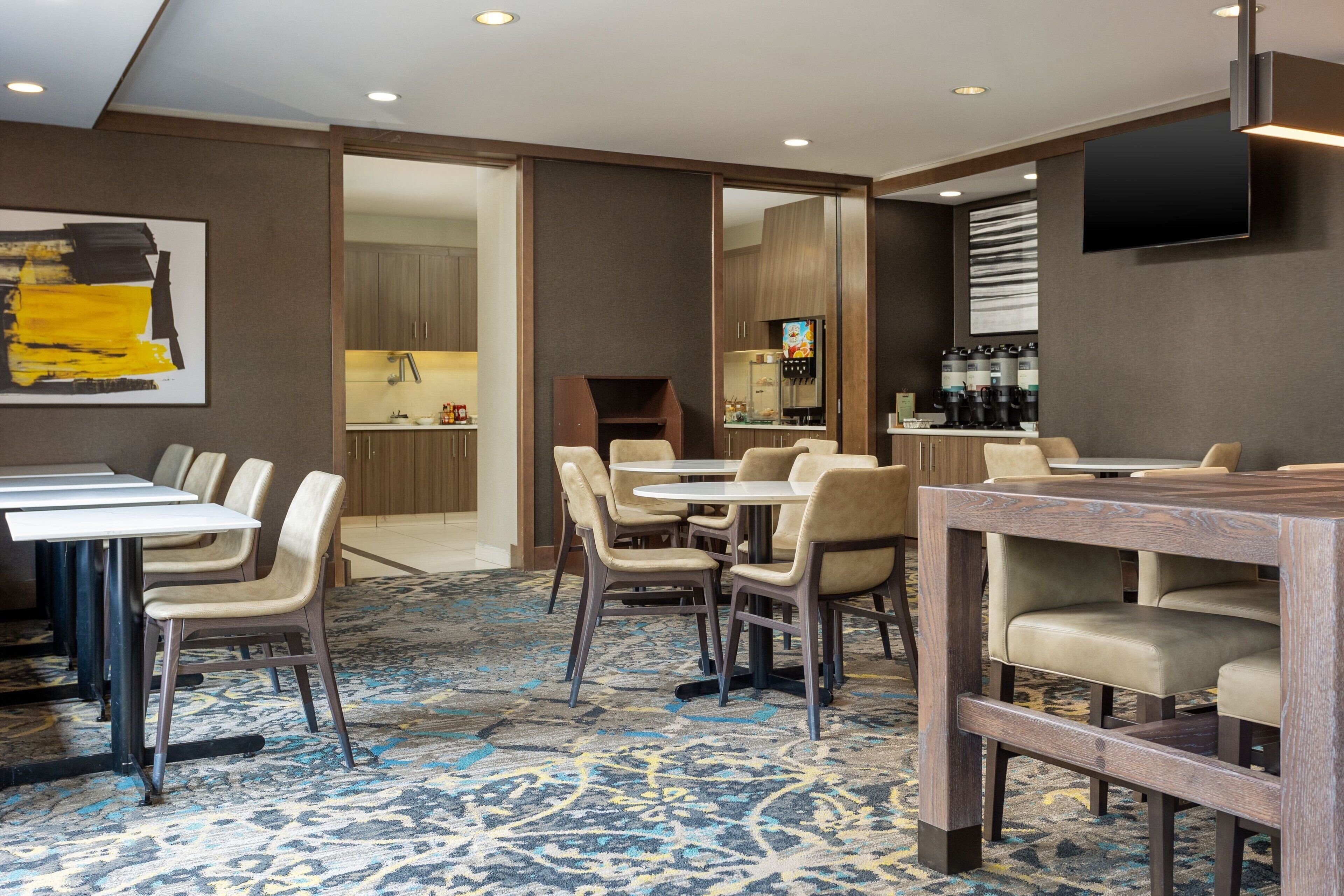 free daily continental breakfast