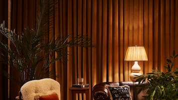 Khu tiếp khách ở sảnh