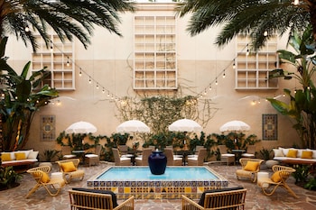 Patio, balcany or terrace at Pasadena Hotel & Pool