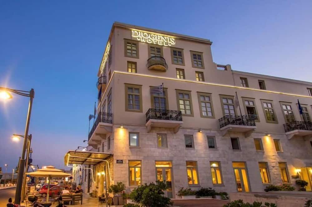 Diogenis Hotel