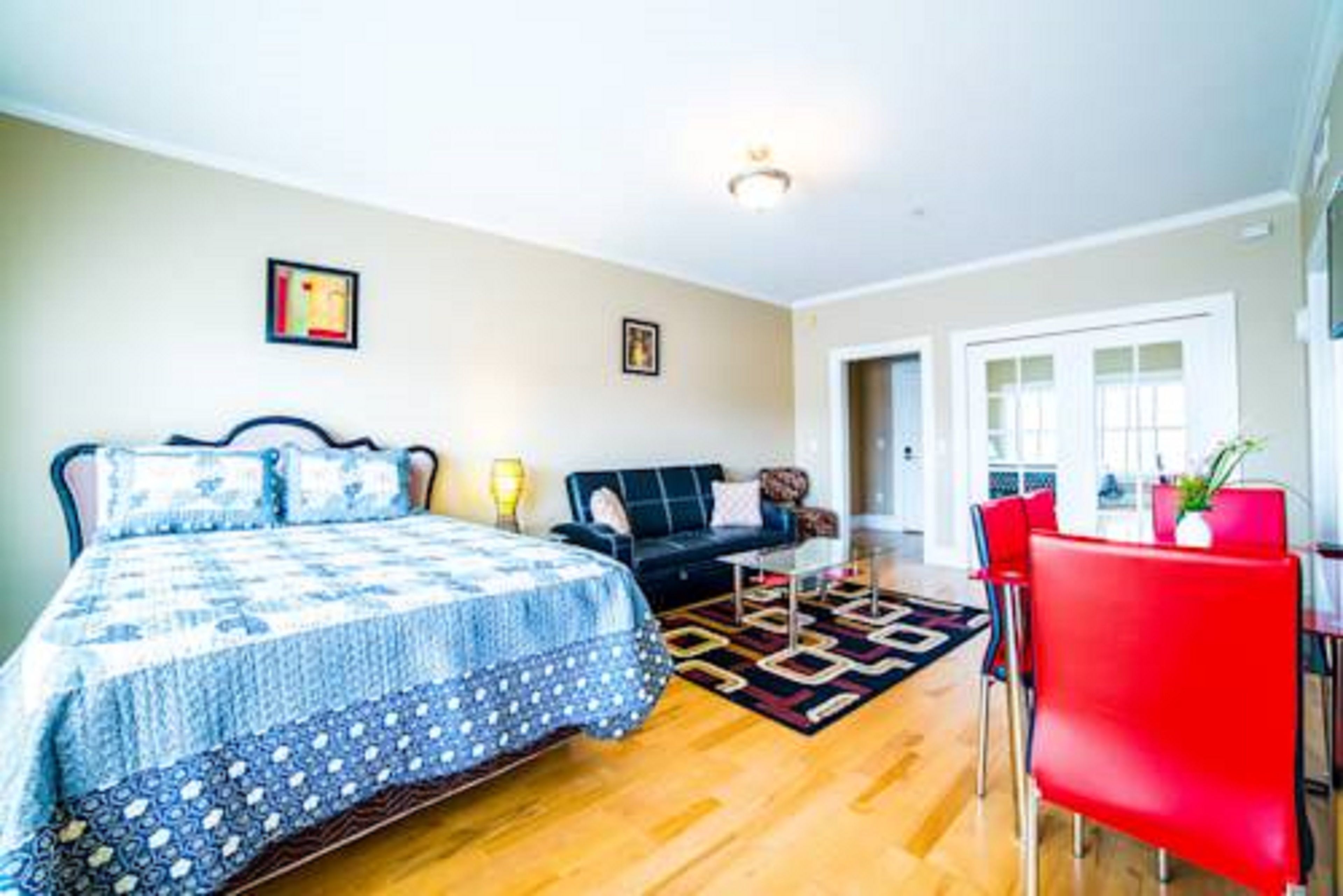 Studio | Iron/ironing board, free WiFi