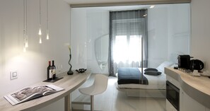Deluxe Apartment | 1 bedroom, Egyptian cotton sheets, down duvets, minibar - Aparthotel Duomo (Milan)