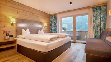 Ropa de cama de alta calidad, escritorio, wifi gratis y ropa de cama