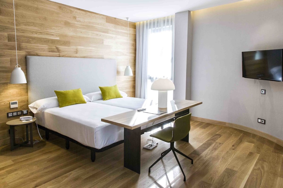 Couette en duvet d'oie, minibar, coffres-forts dans les chambres, bureau