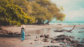 Beach nearby, beach towels