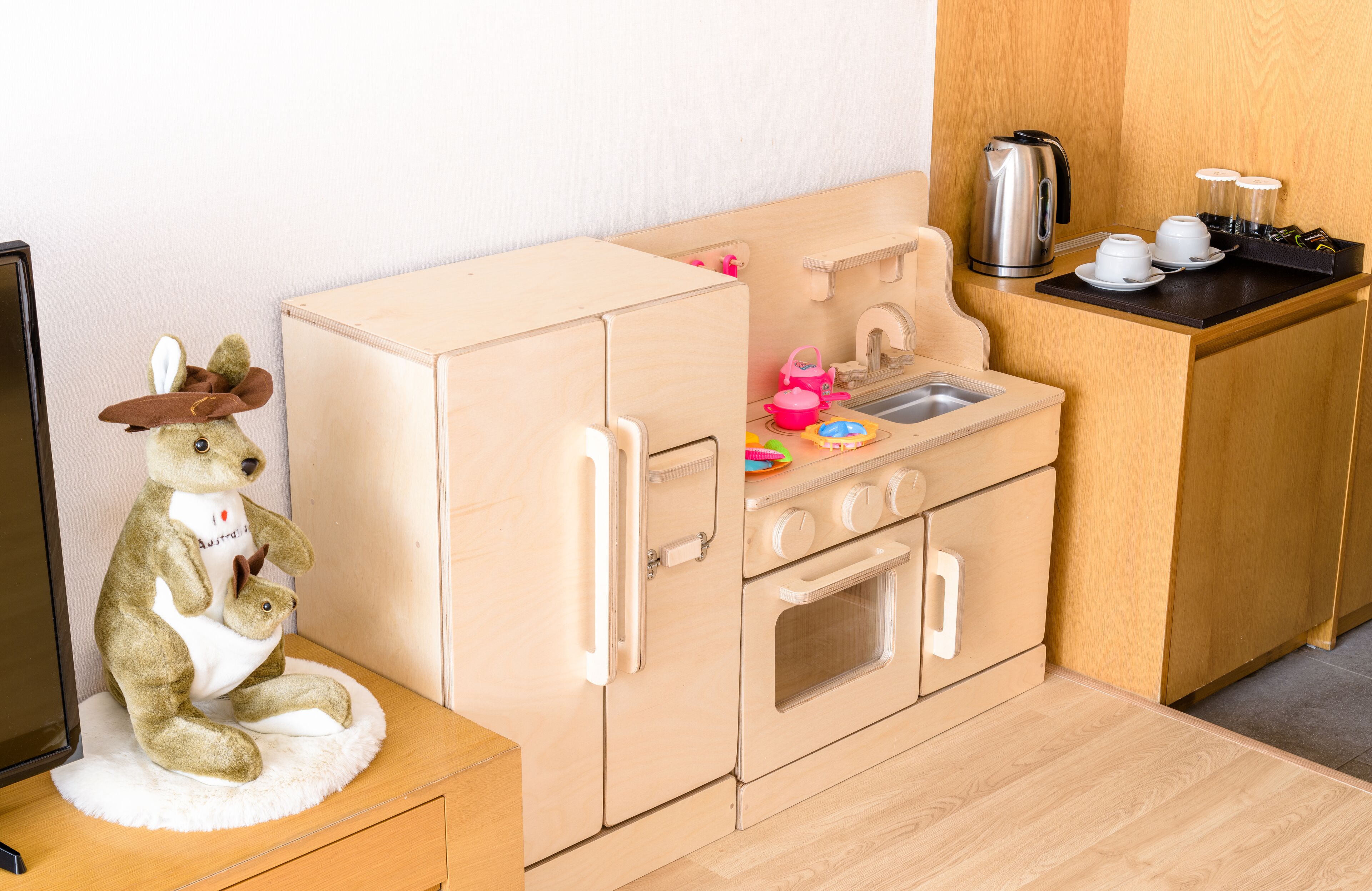 1 bedroom, premium bedding, down duvets, in-room safe